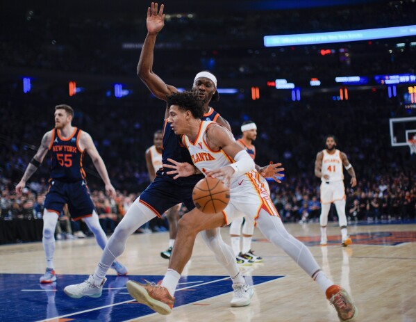 Jalen Johnson scores 26 to lead Hawks over Knicks 116-100 | AP News
